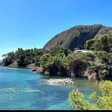 Apartment Avec Terrasse Dans Maison Individuelle *