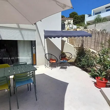 Apartment Avec Terrasse Dans Maison Individuelle